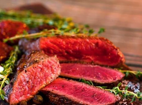 去西餐廳吃牛排,服務(wù)員問你要“幾分熟”,這樣回答才不會鬧笑話